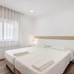 شقة Camoes 8f Vista Mar, Com Piscina Armação de Pêra