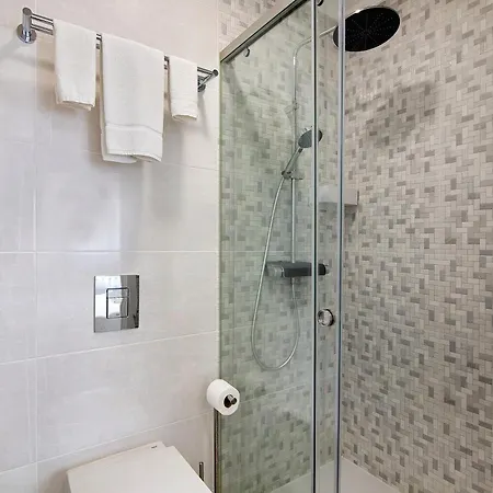 Apartment Camoes 8f Vista Mar, Com Piscina *