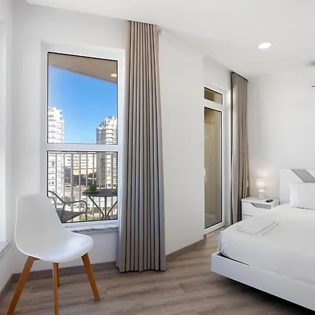 Appartement Camoes 8f Vista Mar, Com Piscina