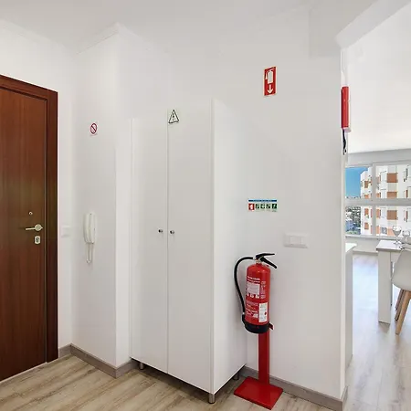 Camoes 8f Vista Mar, Com Piscina Appartement